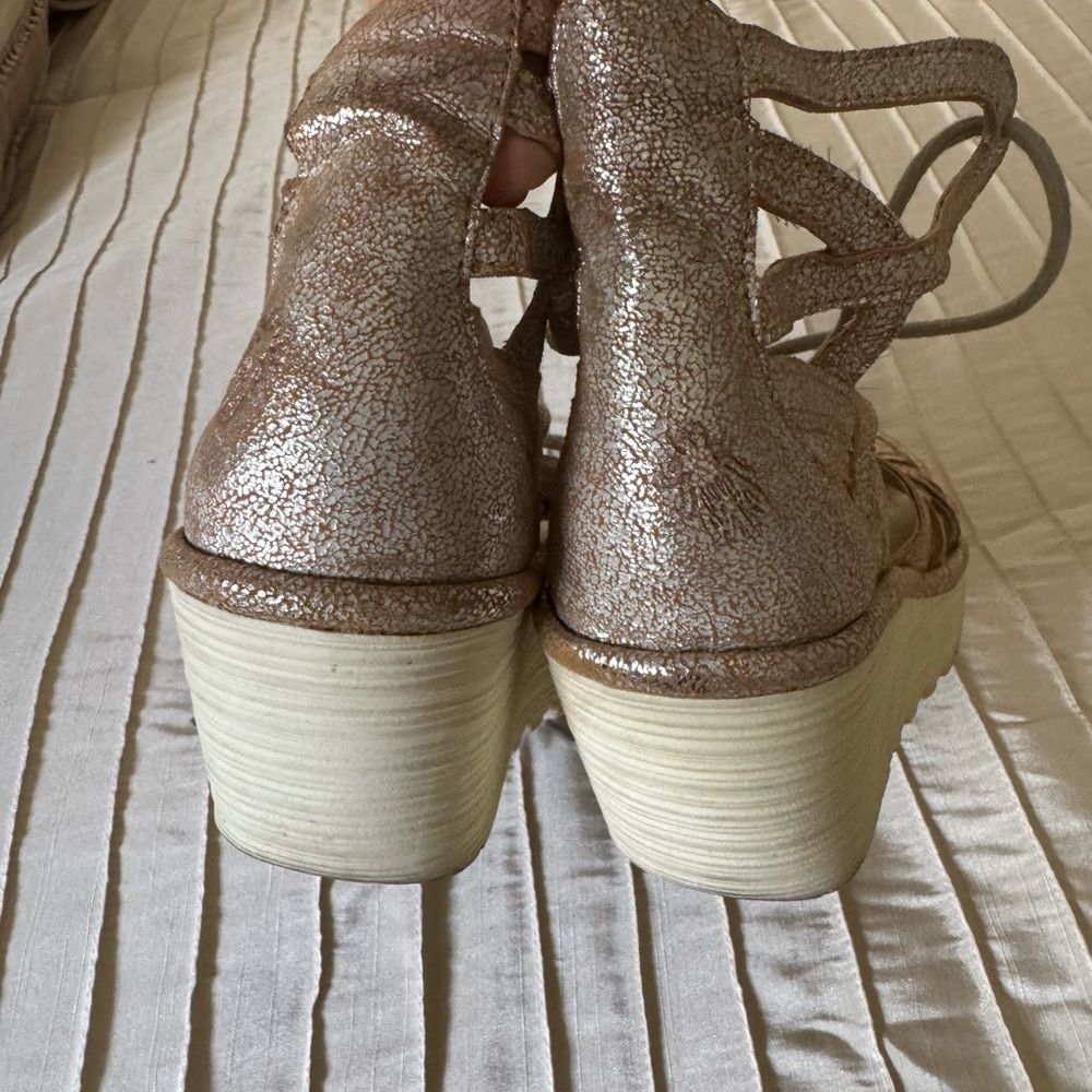 Fly London Women's Yuke Tan/Silver and Cream Sandals - Picture 3 of 7